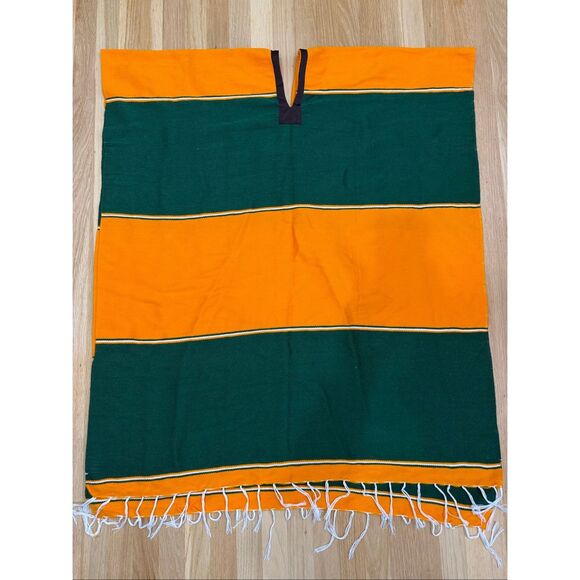 Green Bay Packers Poncho - Picture 3 of 3
